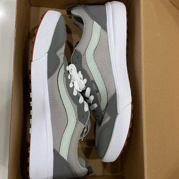 Vans Gray and Mint Sneakers Size 9.5 - Picture 4 of 6